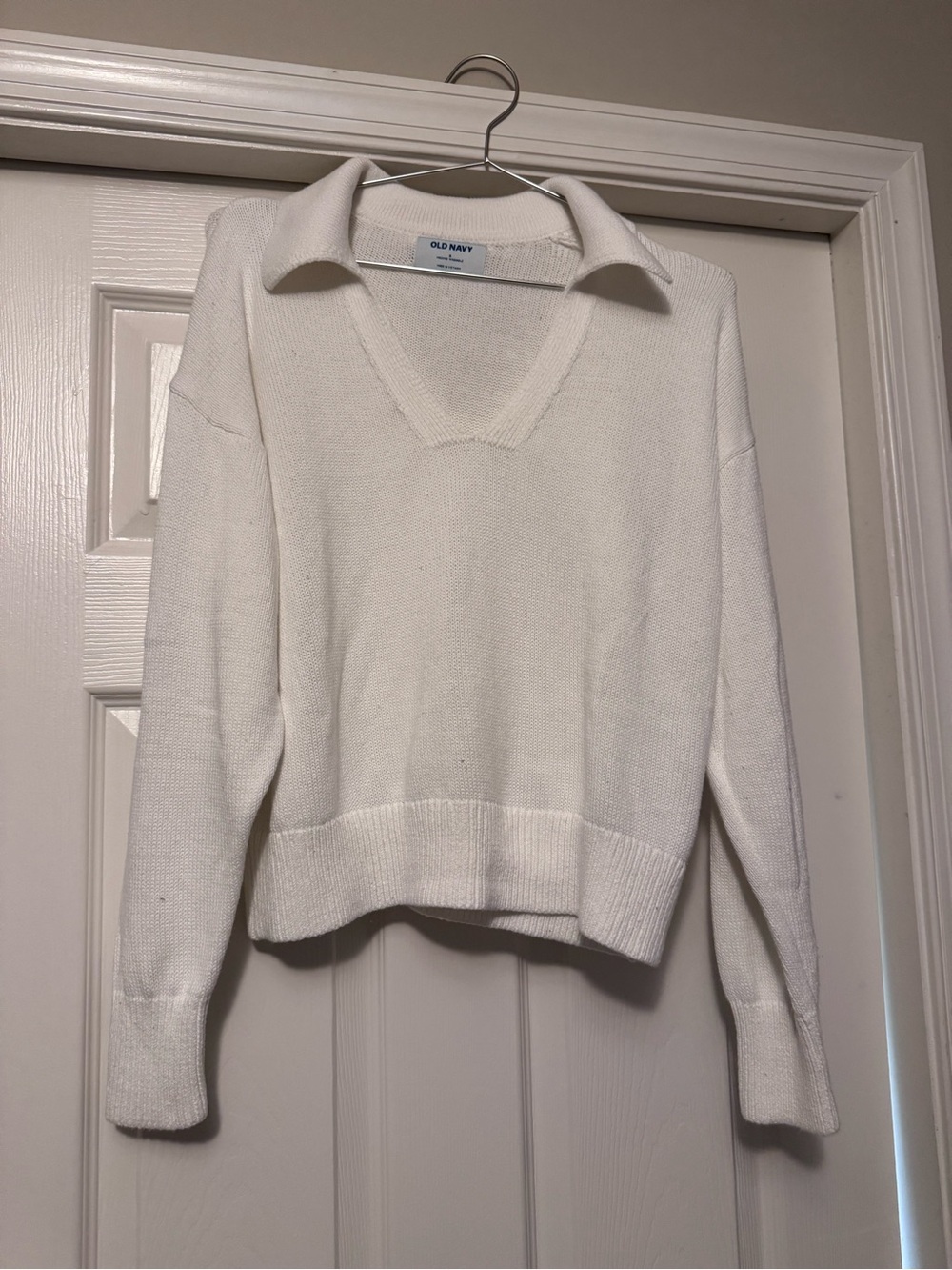 Old Navy Cream V-Neck Collared Knit Sweater